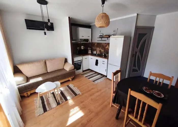 15 Sea Grace Apartment Slantschew brjag