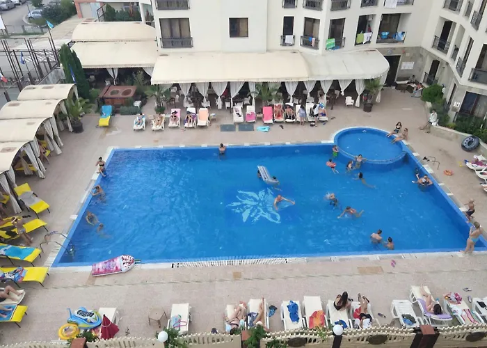 15 Sea Grace Apartment Slantschew brjag