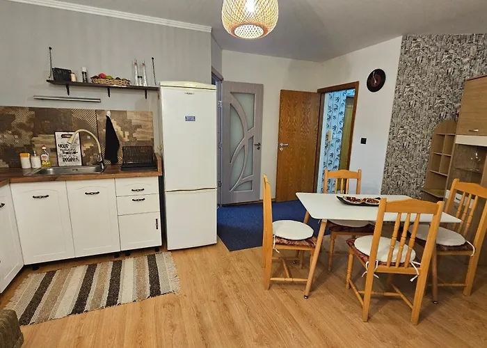 Apartment 15 Sea Grace Slantschew brjag