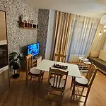 15 Sea Grace Apartment *