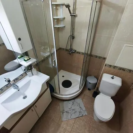 15 Sea Grace דירה