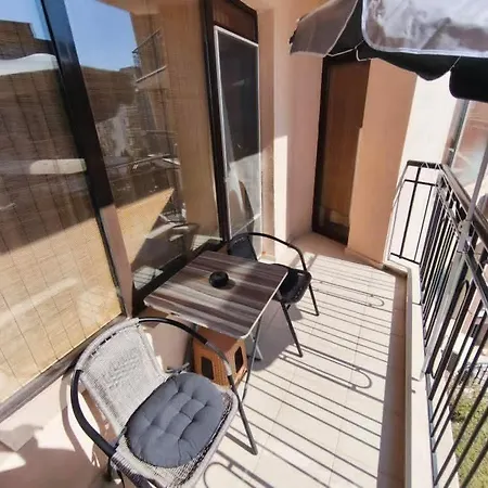 15 Sea Grace Napospart