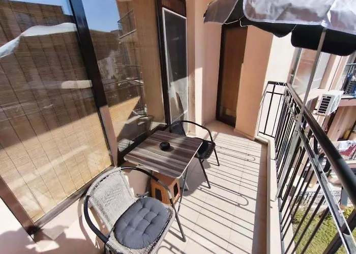 15 Sea Grace Slantchev Briag